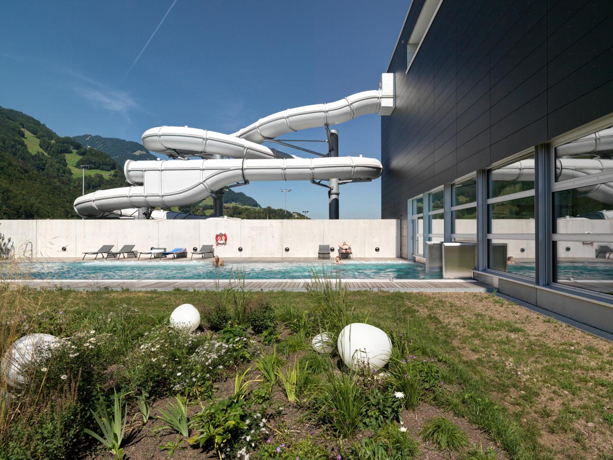 Lintharena Ag Hotel Nafels Exterior photo